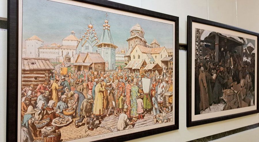 В Центральной библиотеке Пушкино открылась выставка "Картины по русской истории. Древняя Русь" 