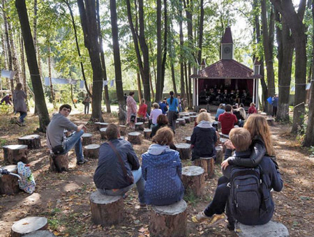 Фото: http://www.metronews.ru В городе Пушкино прошел седьмой ежегодный фестиваль “Хмельные столбы”