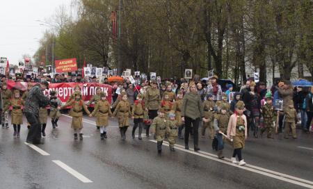 Бессмертный полк Пушкино 9 мая 2017 года - Фото Пушкино