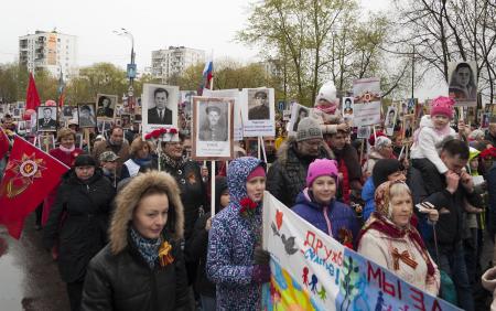 Бессмертный полк Пушкино 9 мая 2017 года - Фото Пушкино